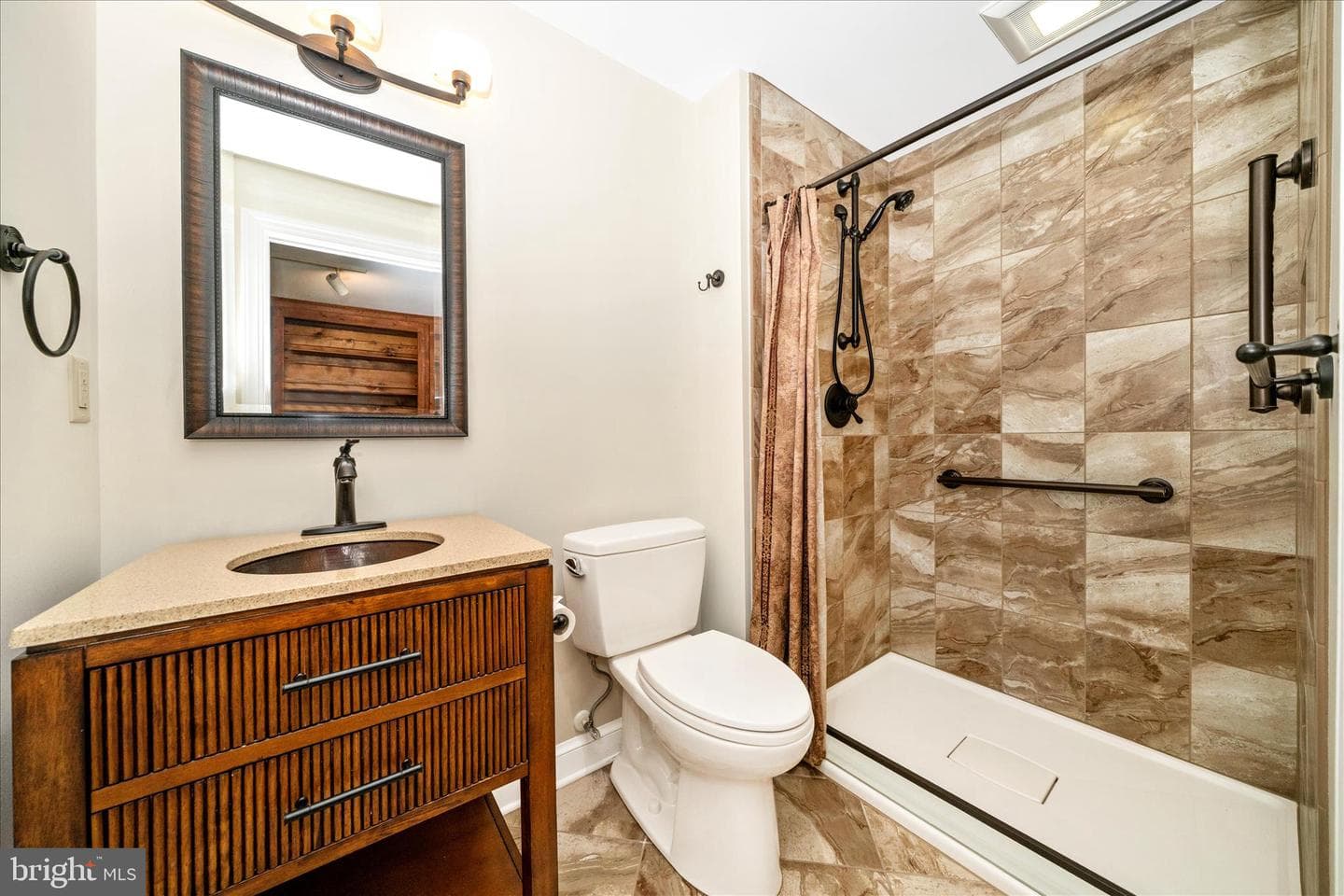 4509 Shaff Lane photo 17
