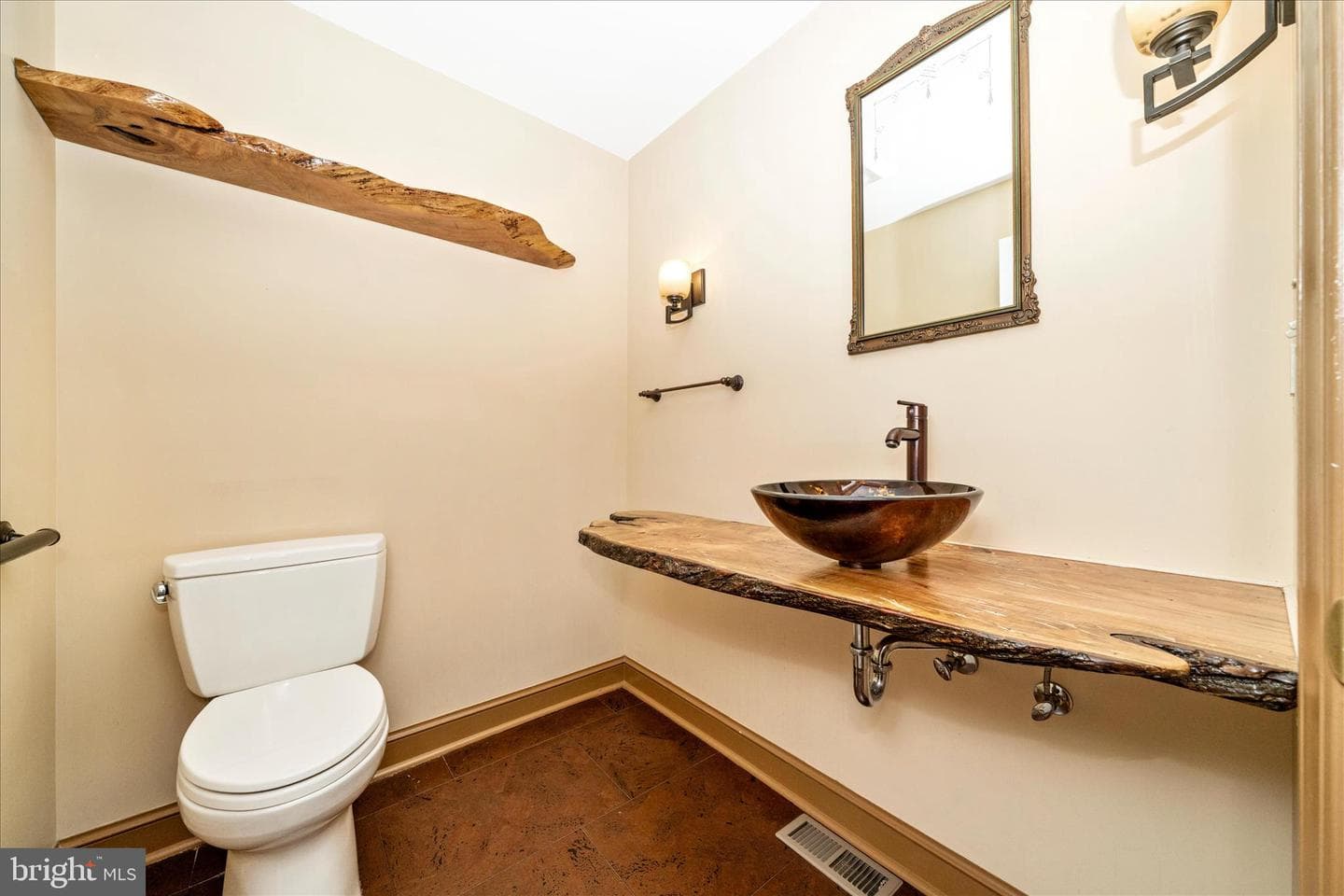 4509 Shaff Lane photo 18