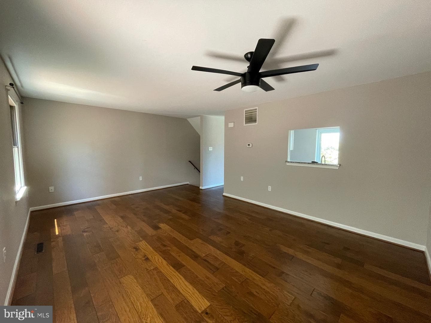6611 E Beach Drive photo 7