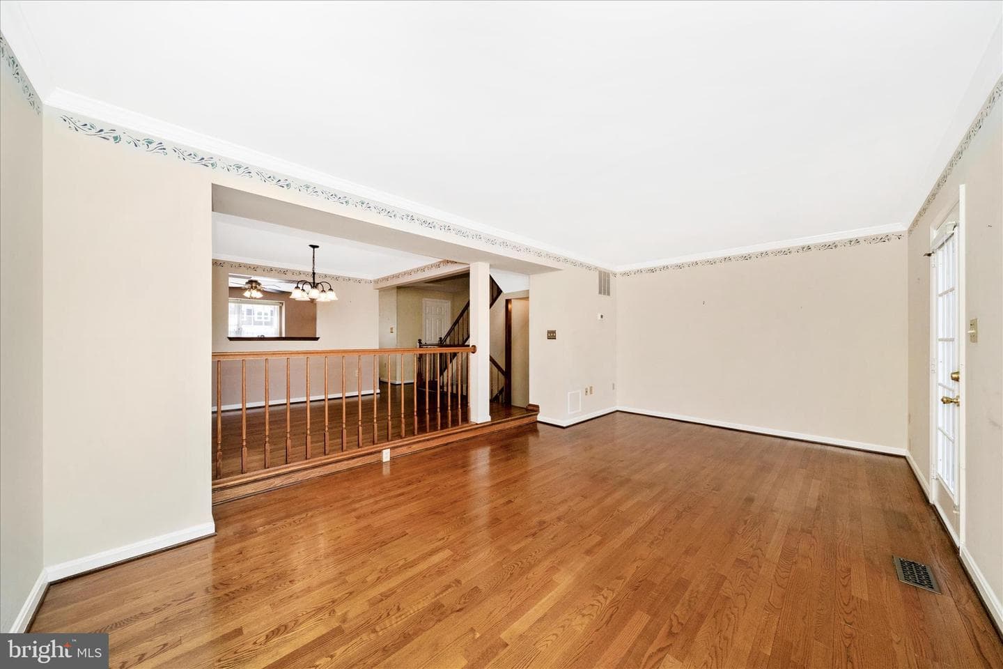 8286 Waterside Court photo 12
