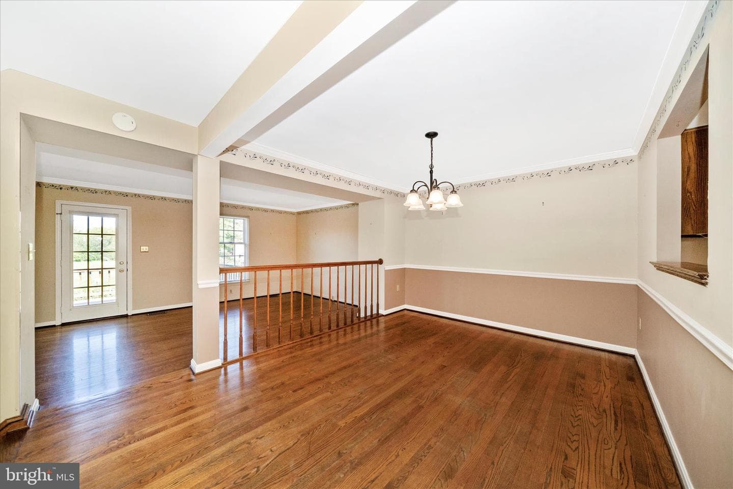8286 Waterside Court photo 8