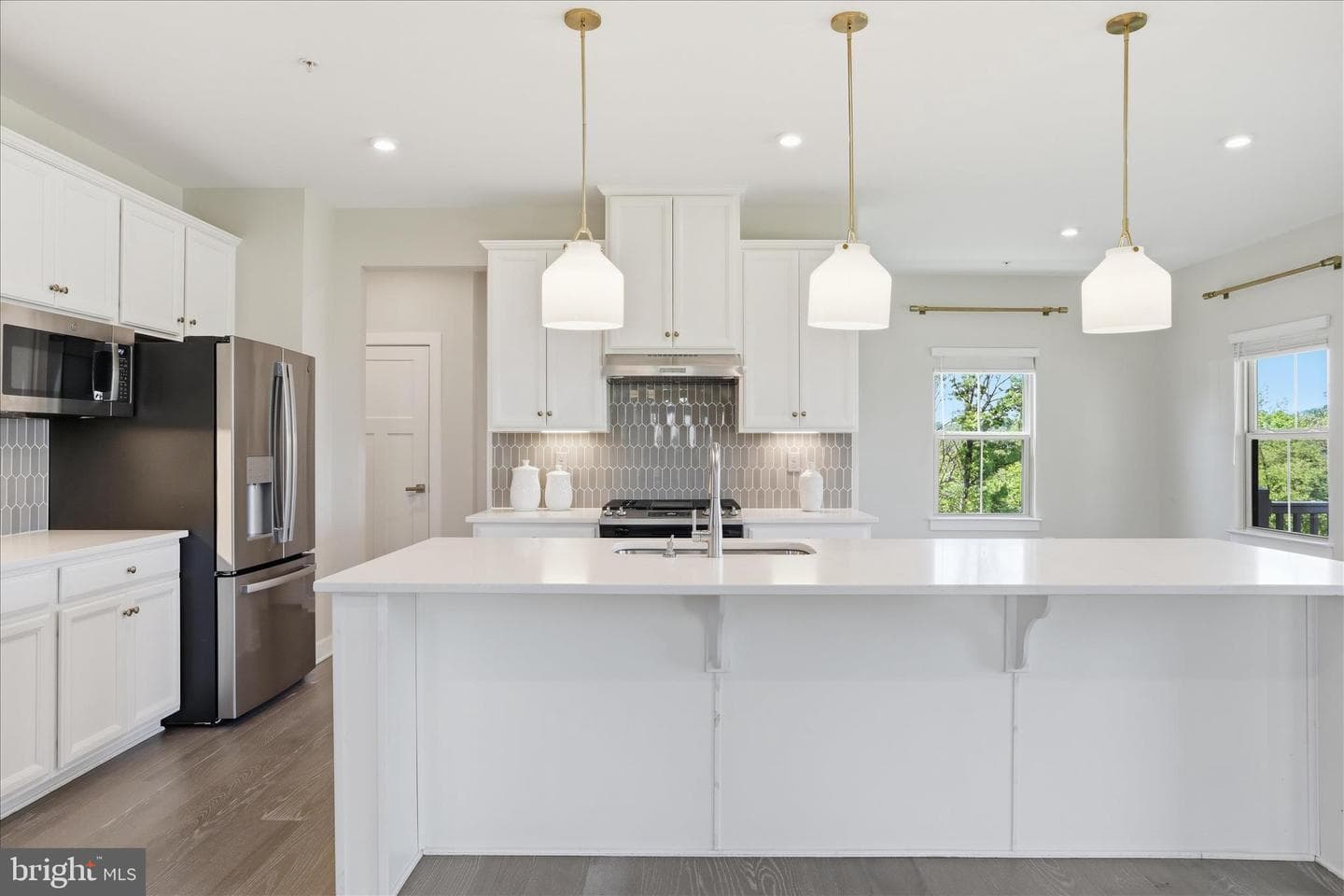 6898 Clovis Court photo 11