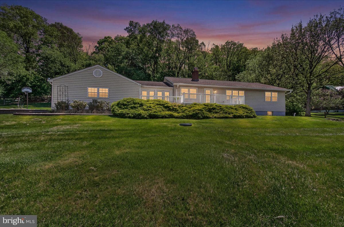 4113 Baker Valley Road photo 2