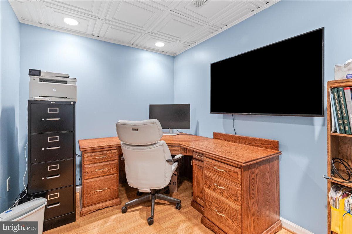 4706 Hardwood Court photo 48