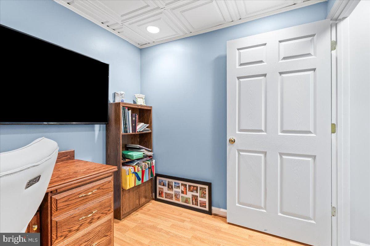 4706 Hardwood Court photo 49