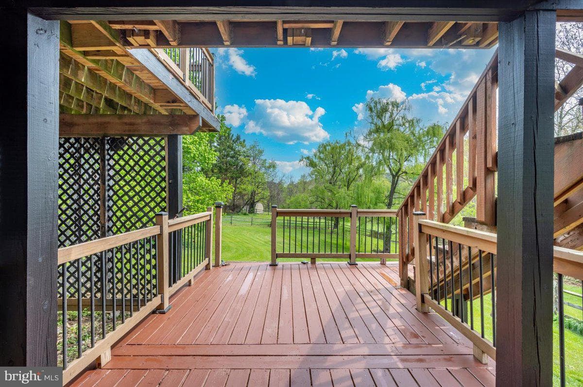 6652 Lake Front Court photo 43