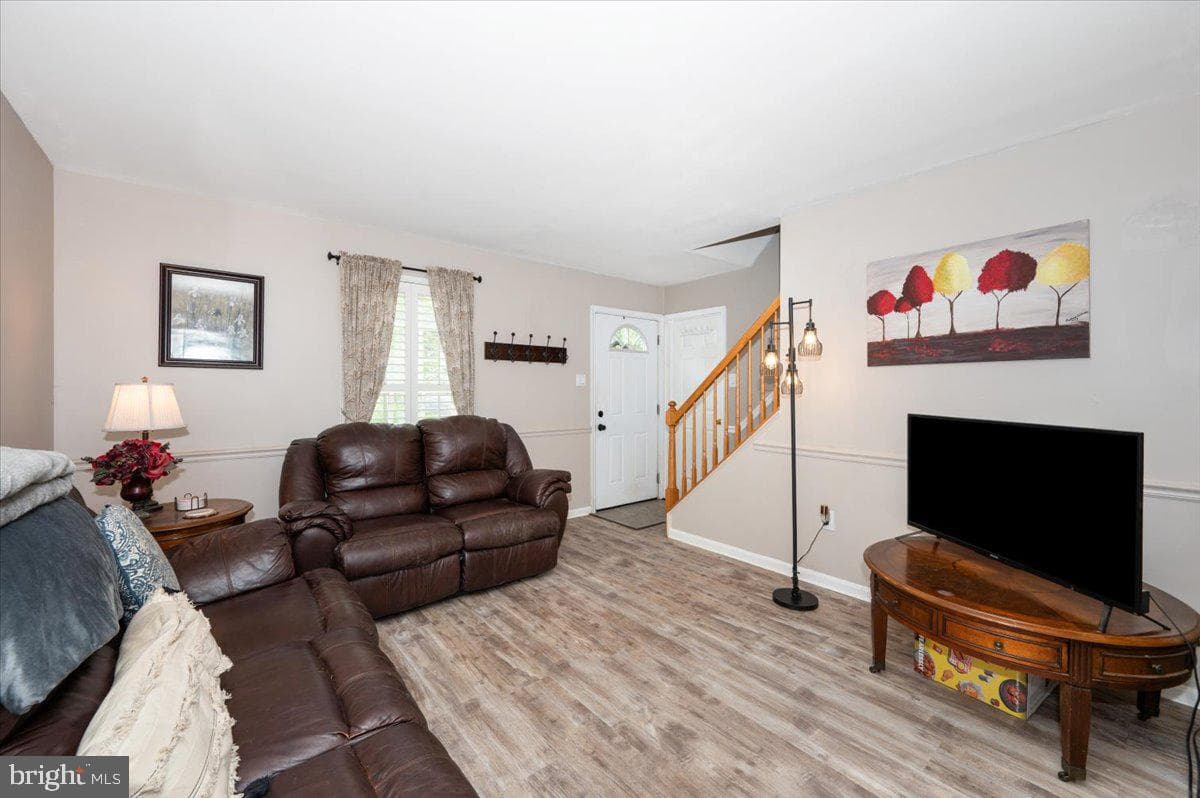 6652 Lake Front Court photo 7