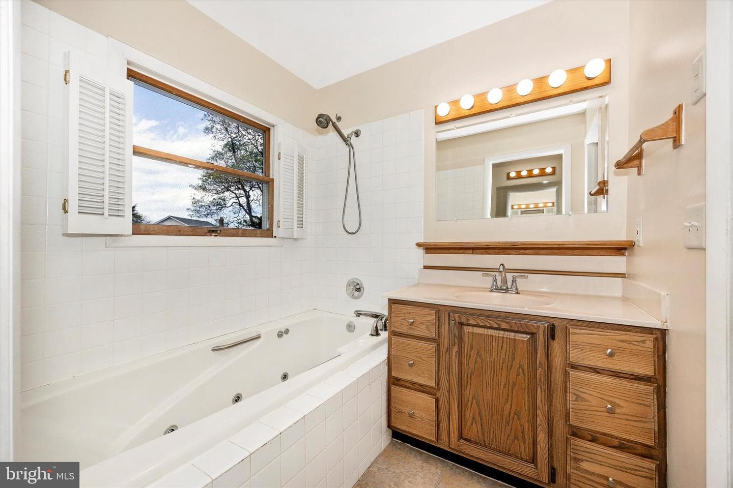3905 Sugarloaf Drive photo 24