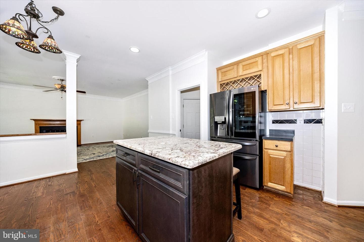 803 Apache Court photo 9
