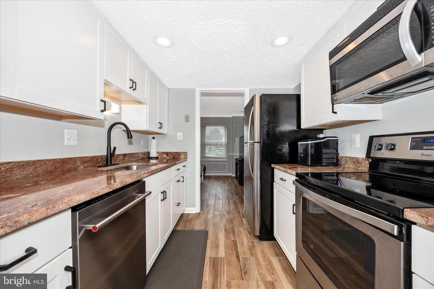 6934 Doublebrand Court photo 15