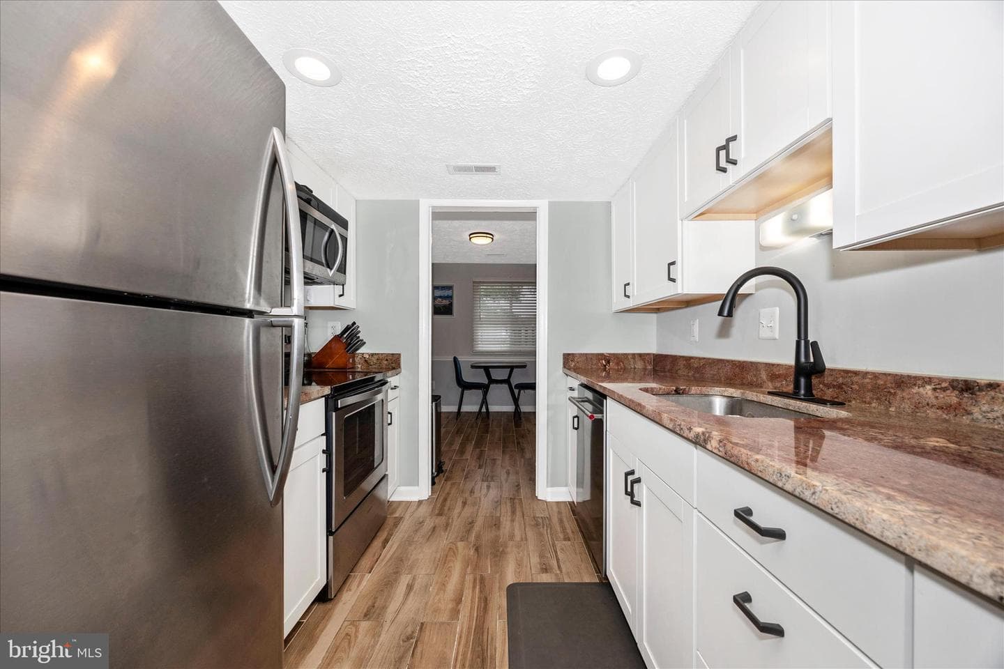 6934 Doublebrand Court photo 18