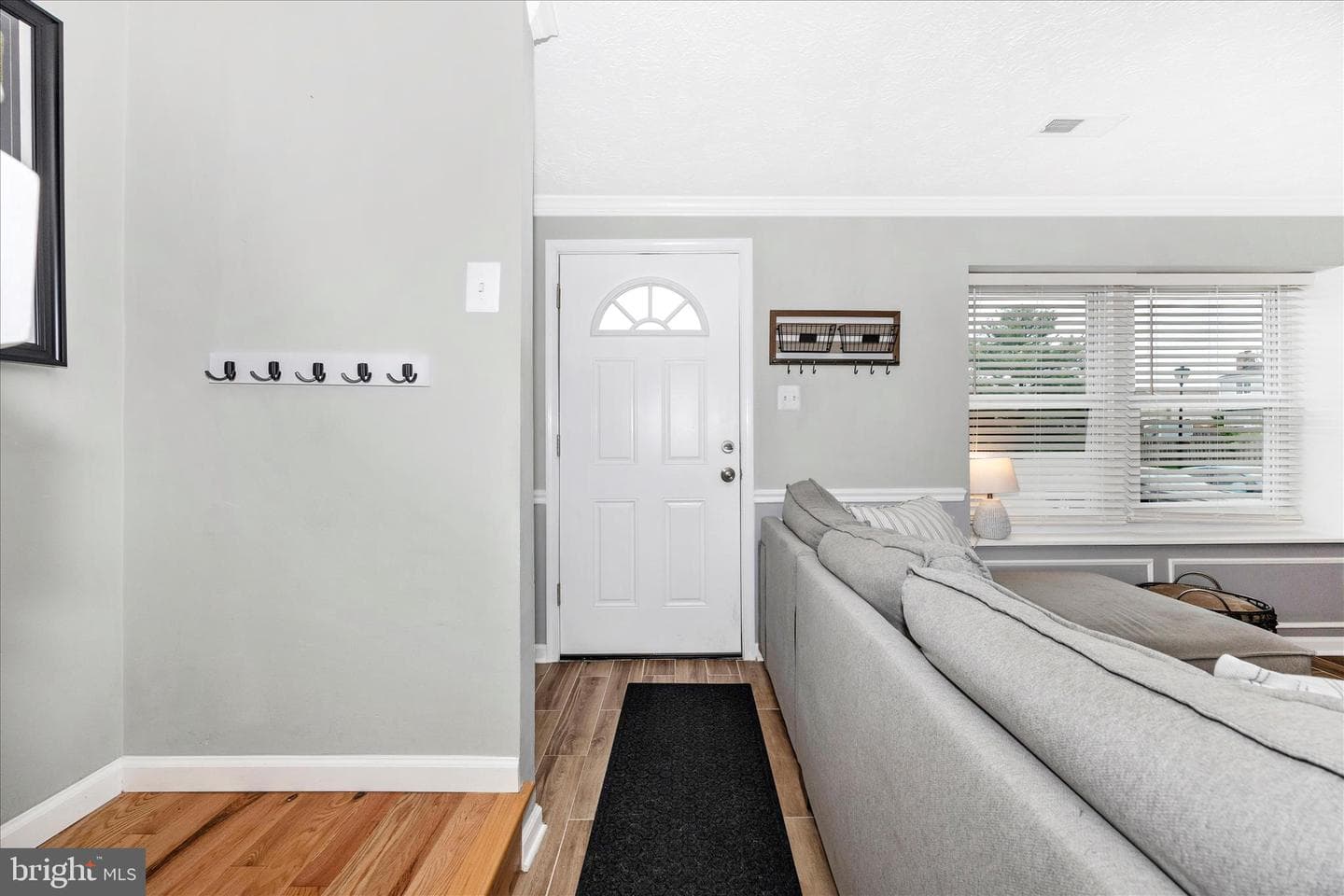 6934 Doublebrand Court photo 2