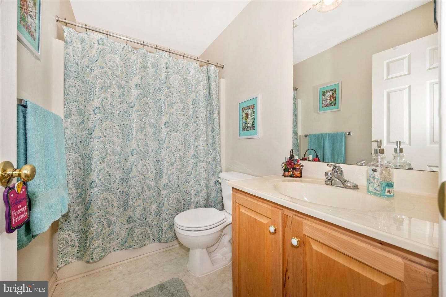 1005 Eastbourne Terrace photo 31
