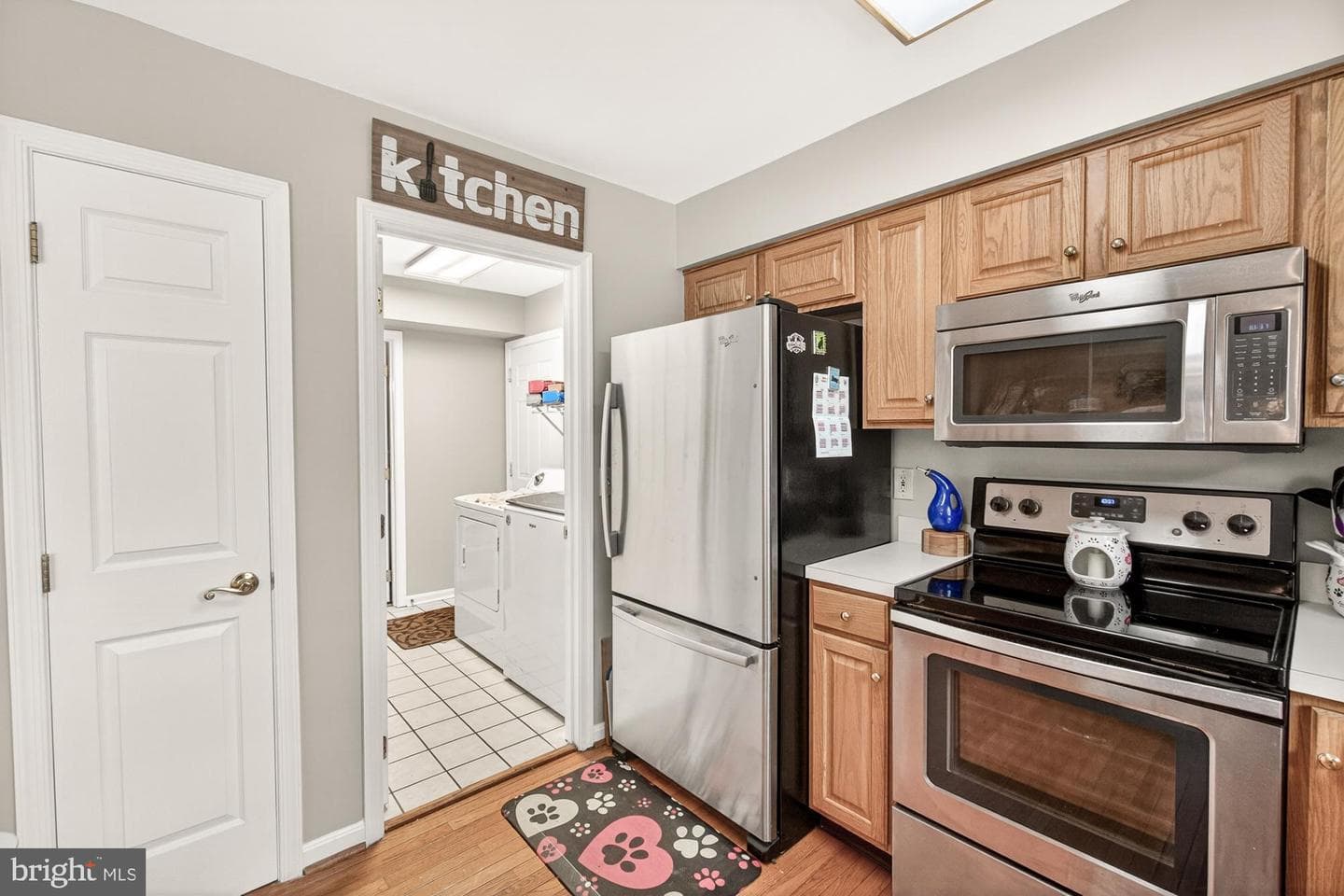 2094 E Greenleaf Drive photo 14
