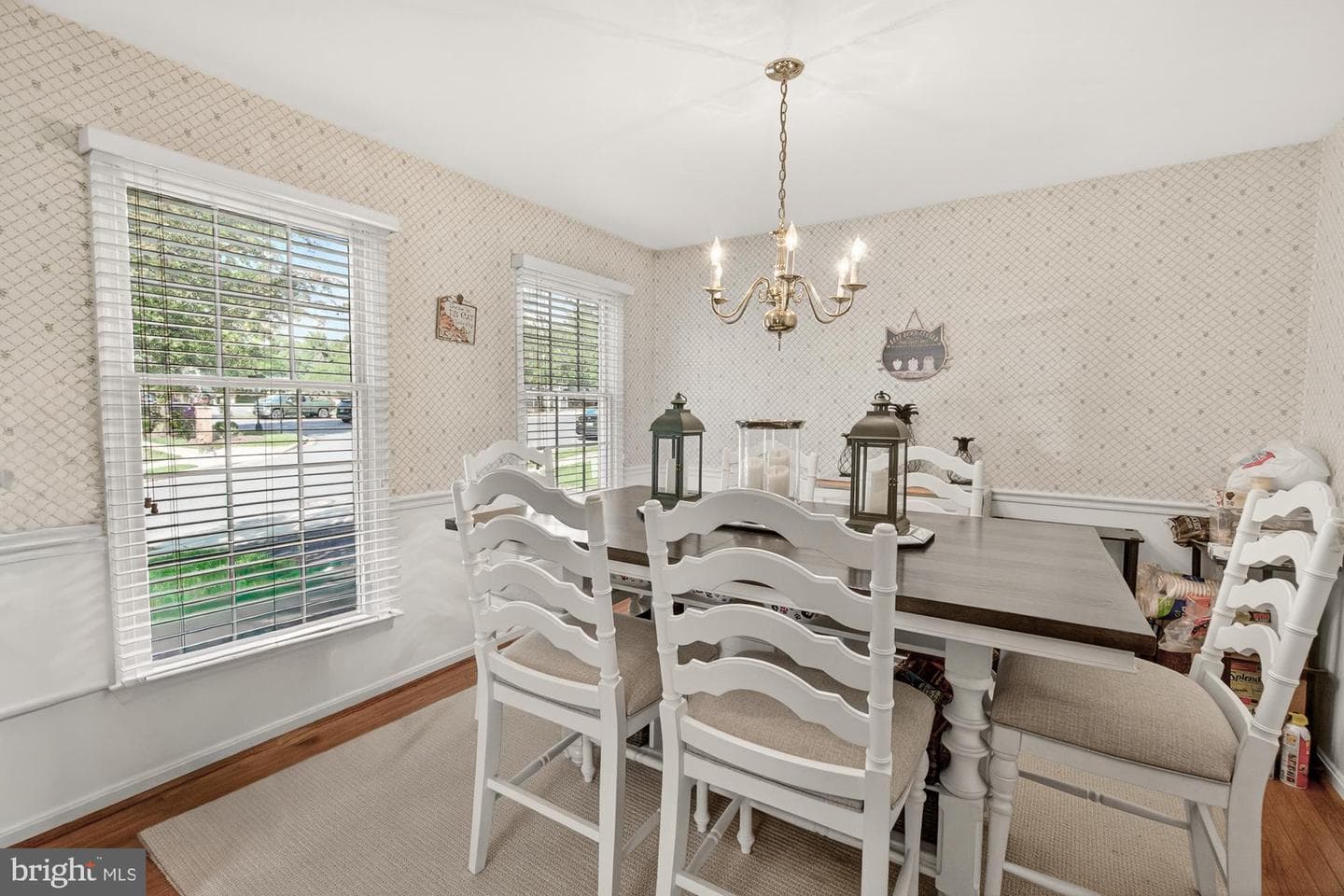 2094 E Greenleaf Drive photo 8