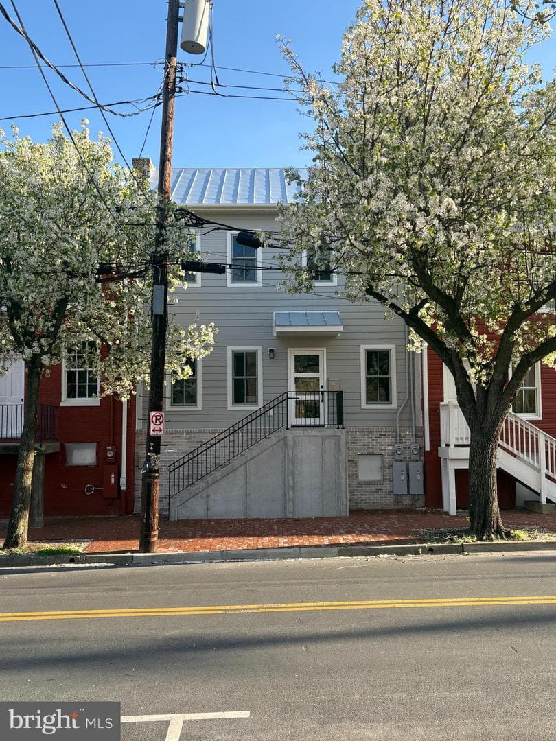 106 W All Saints Street #b1, Frederick