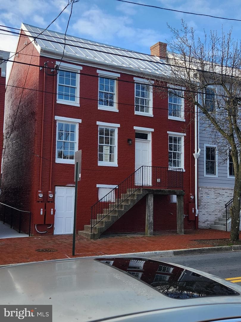 104 W All Saints Street #c1, Frederick