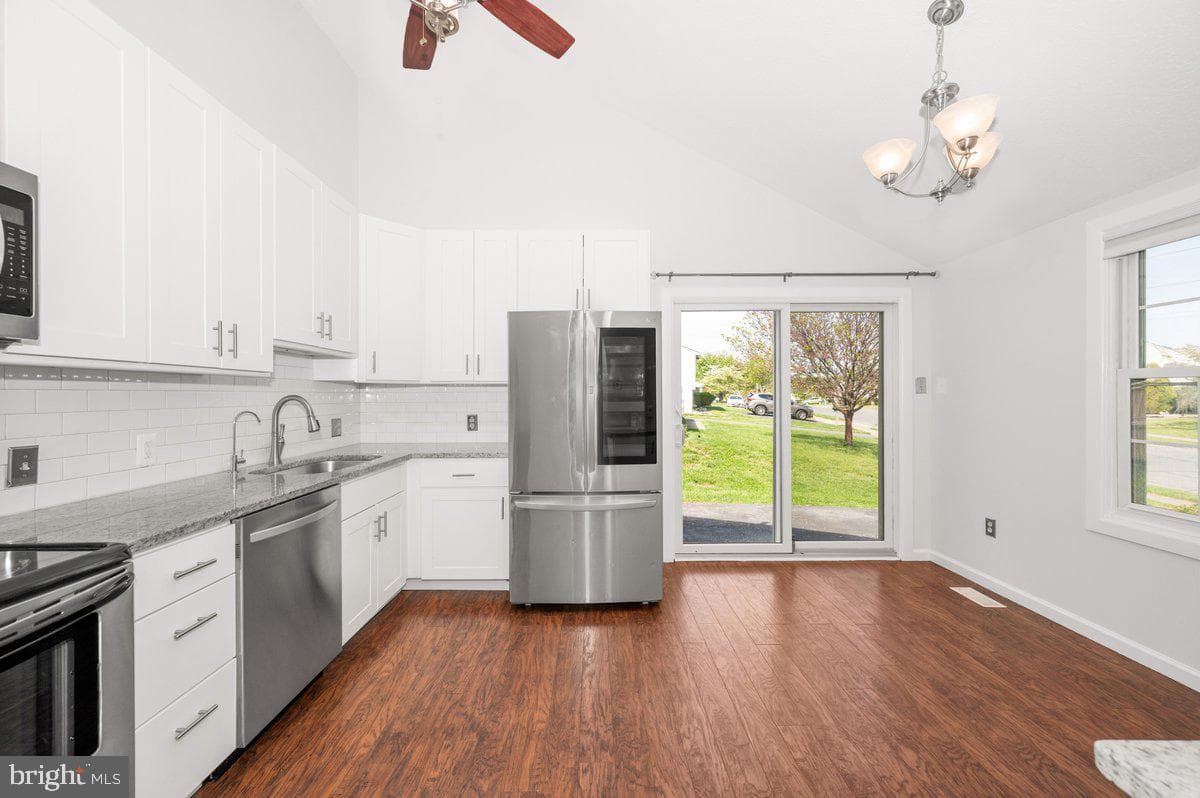 1715 Dogwood Drive photo 10