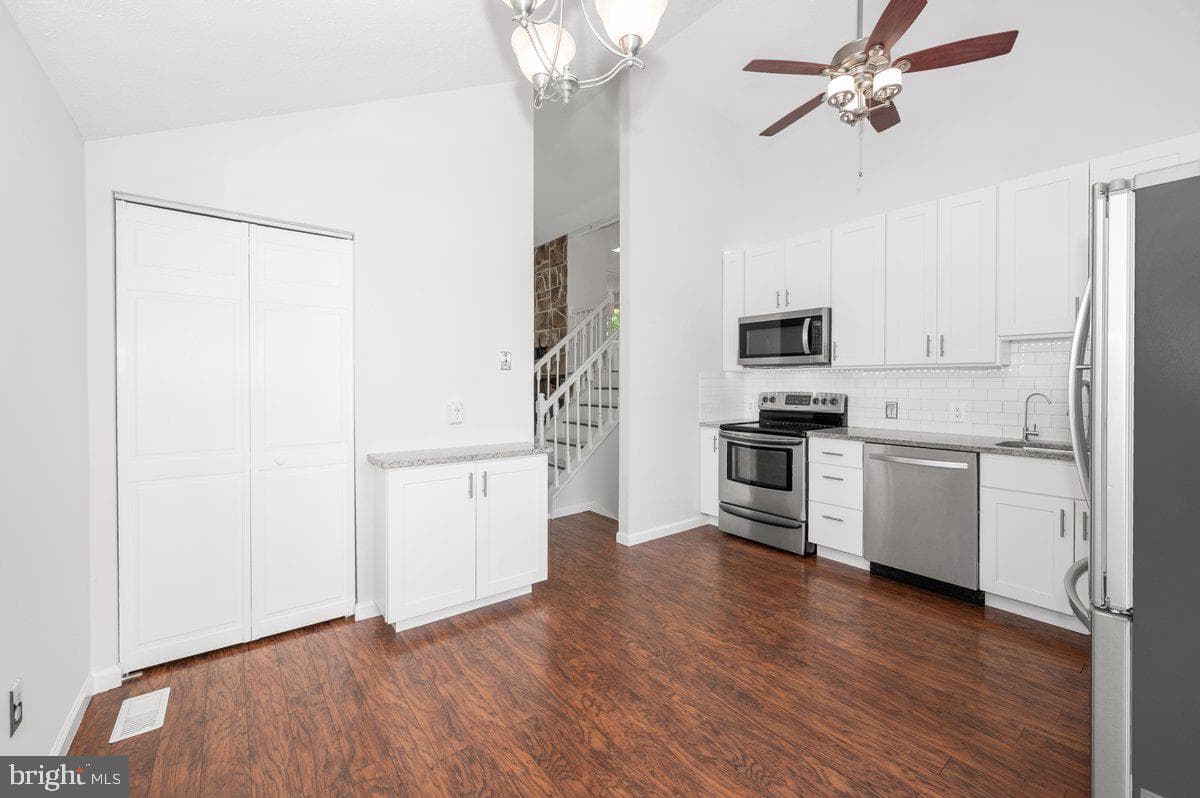1715 Dogwood Drive photo 16