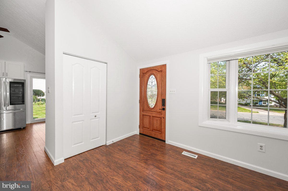 1715 Dogwood Drive photo 7