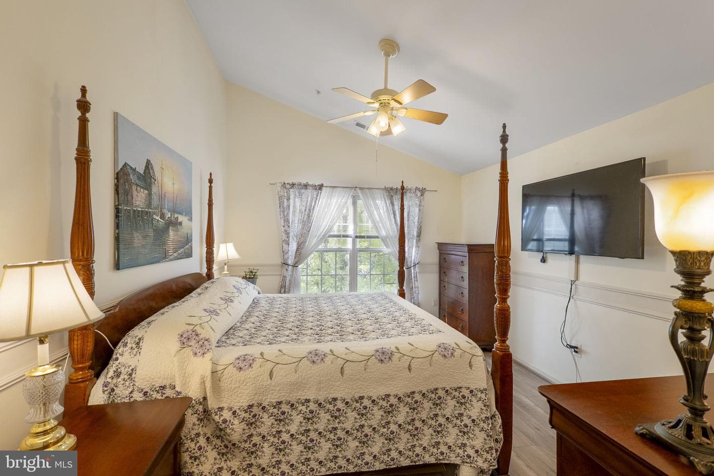 593 Cawley Drive #3a photo 31