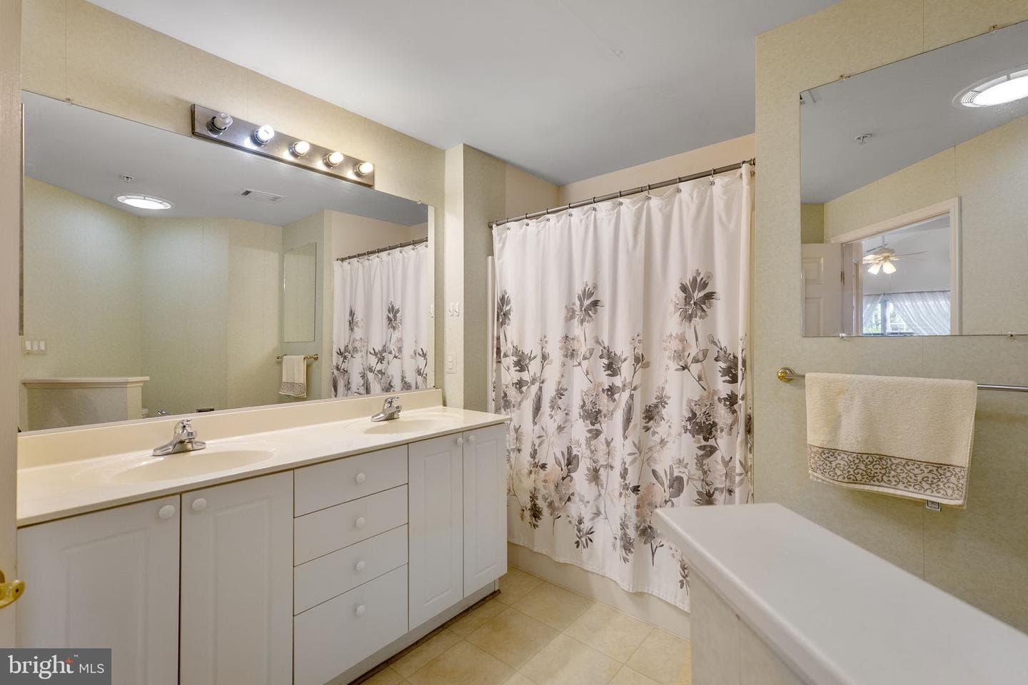 593 Cawley Drive #3a photo 34