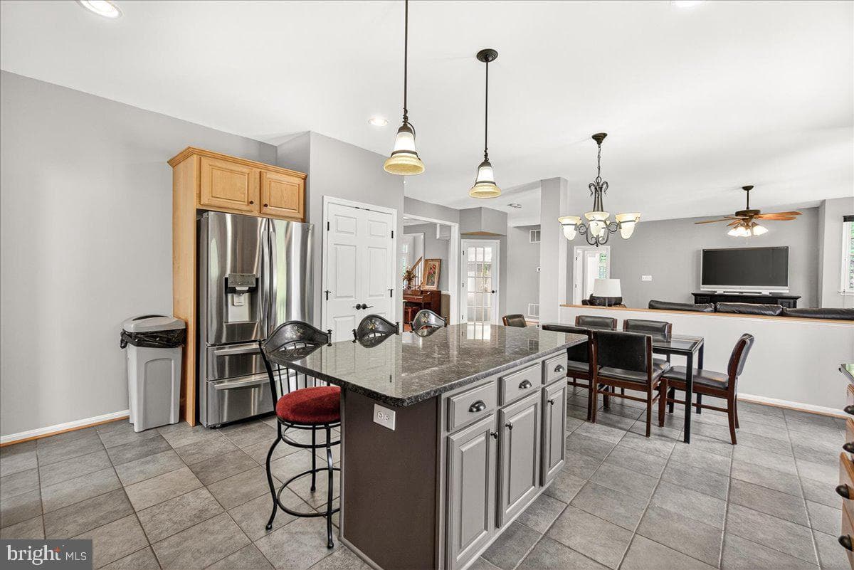 4813 Timber photo 25