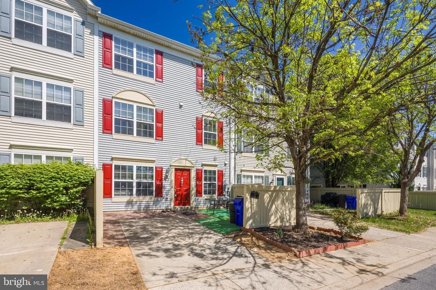 115 Whitestone Way photo 1