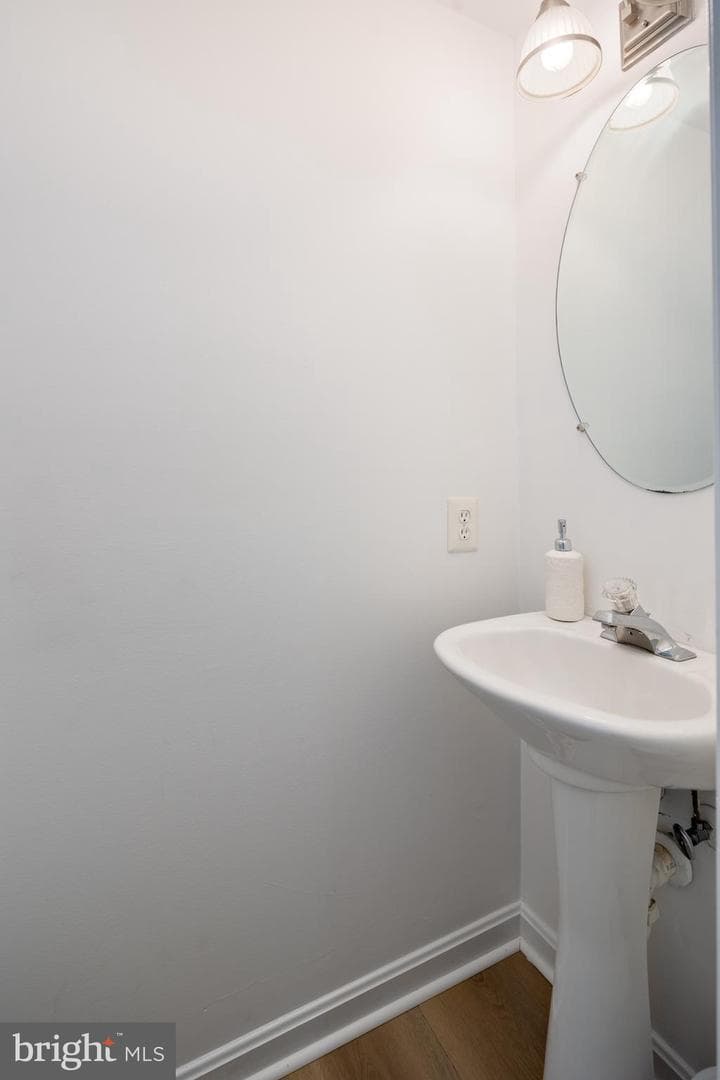 115 Whitestone Way photo 12
