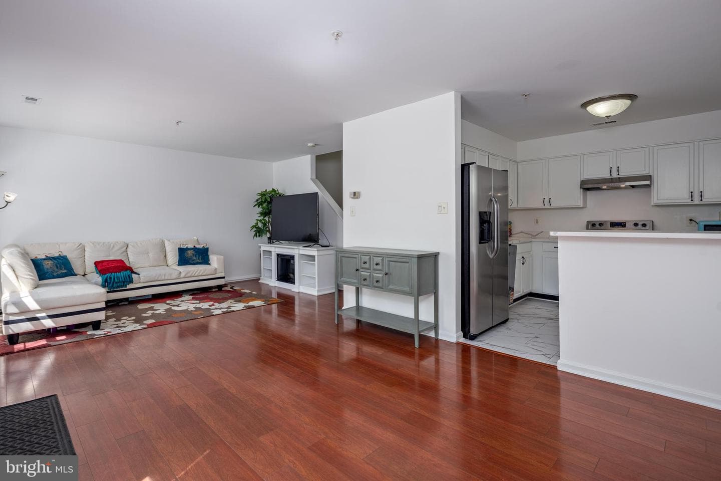 115 Whitestone Way photo 4