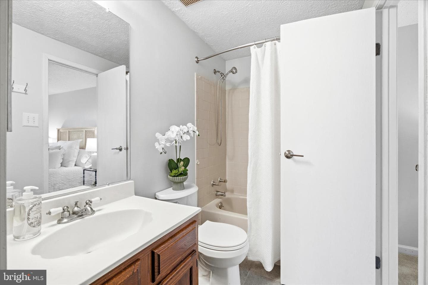 519 Beebe Court photo 17