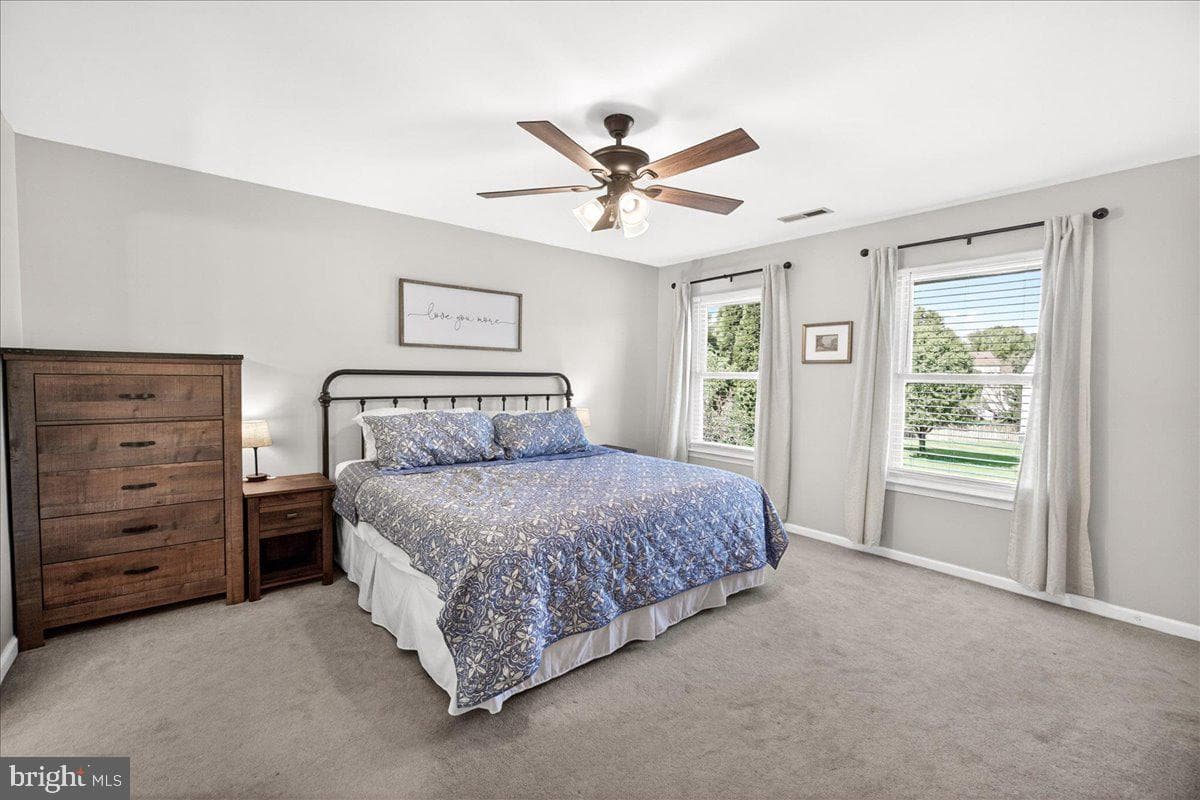 98 Pleasonton Court photo 32