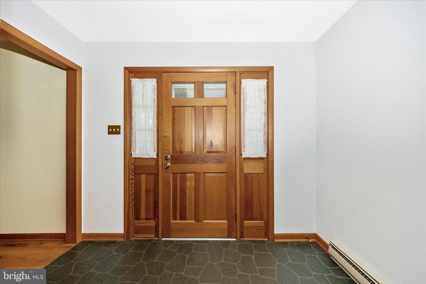 5411 Jefferson Boulevard photo 2