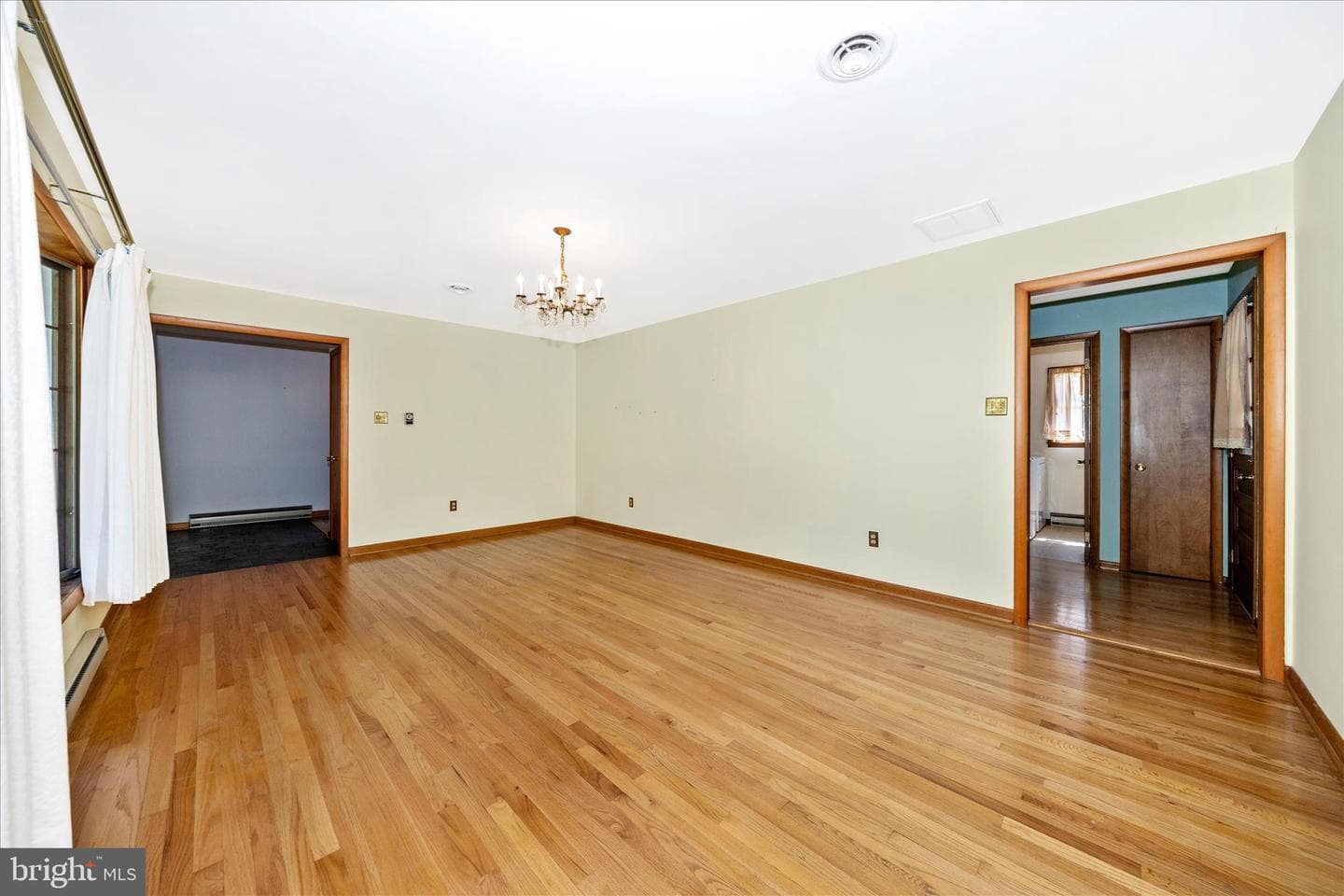 5411 Jefferson Boulevard photo 7
