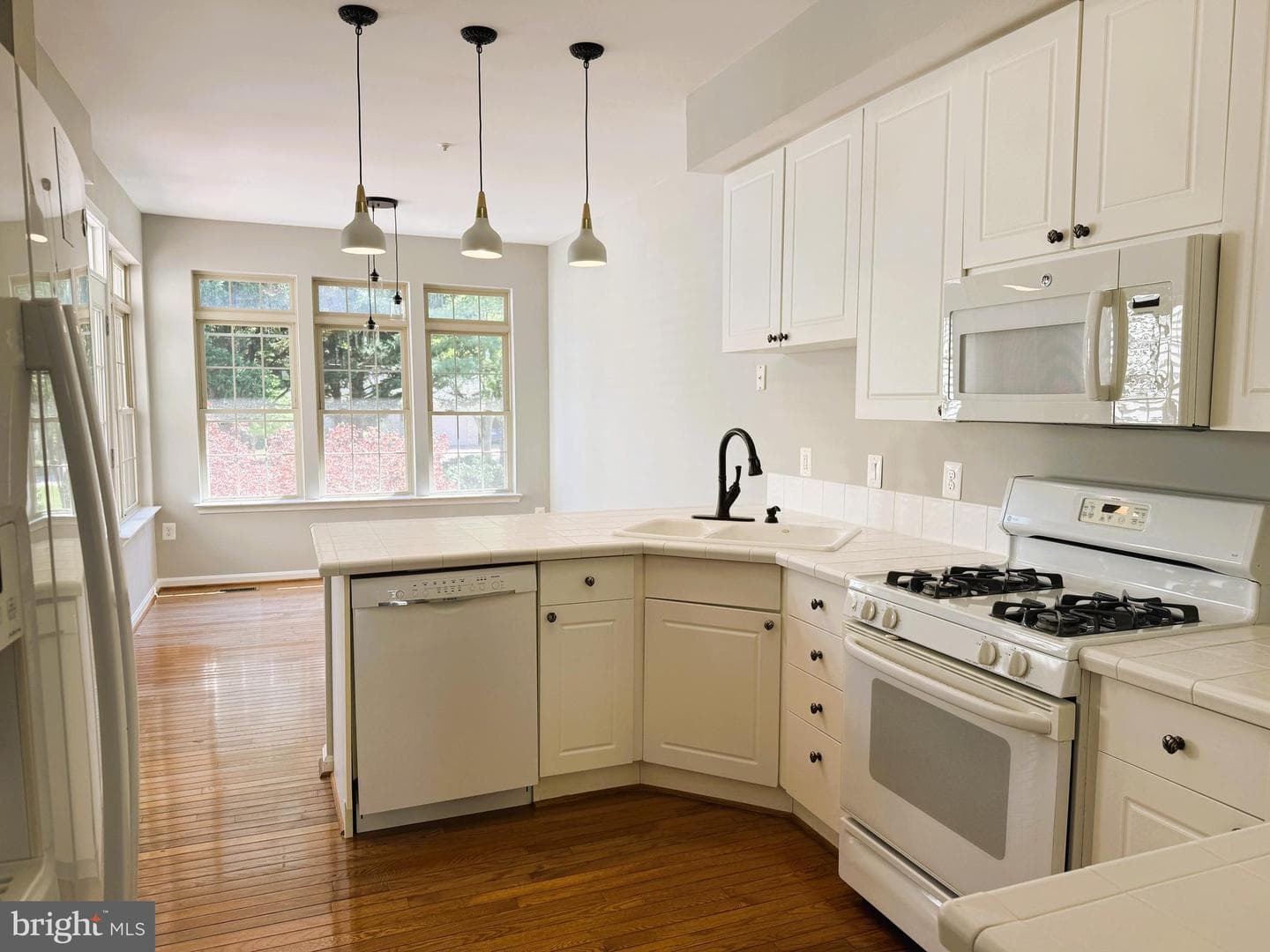 2211 Bear Den Road photo 11