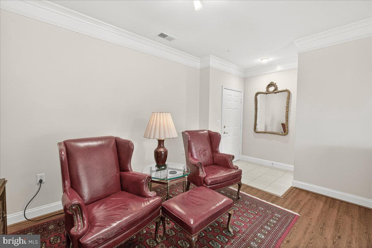2500 Waterside Drive #103 photo 7