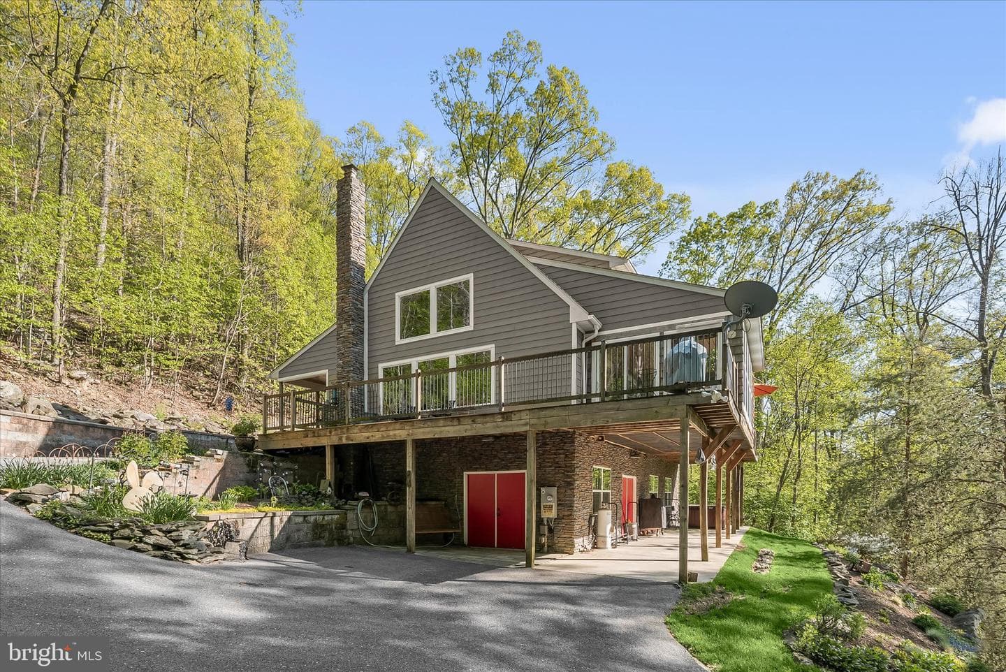 4623 Fishers Hollow photo 1
