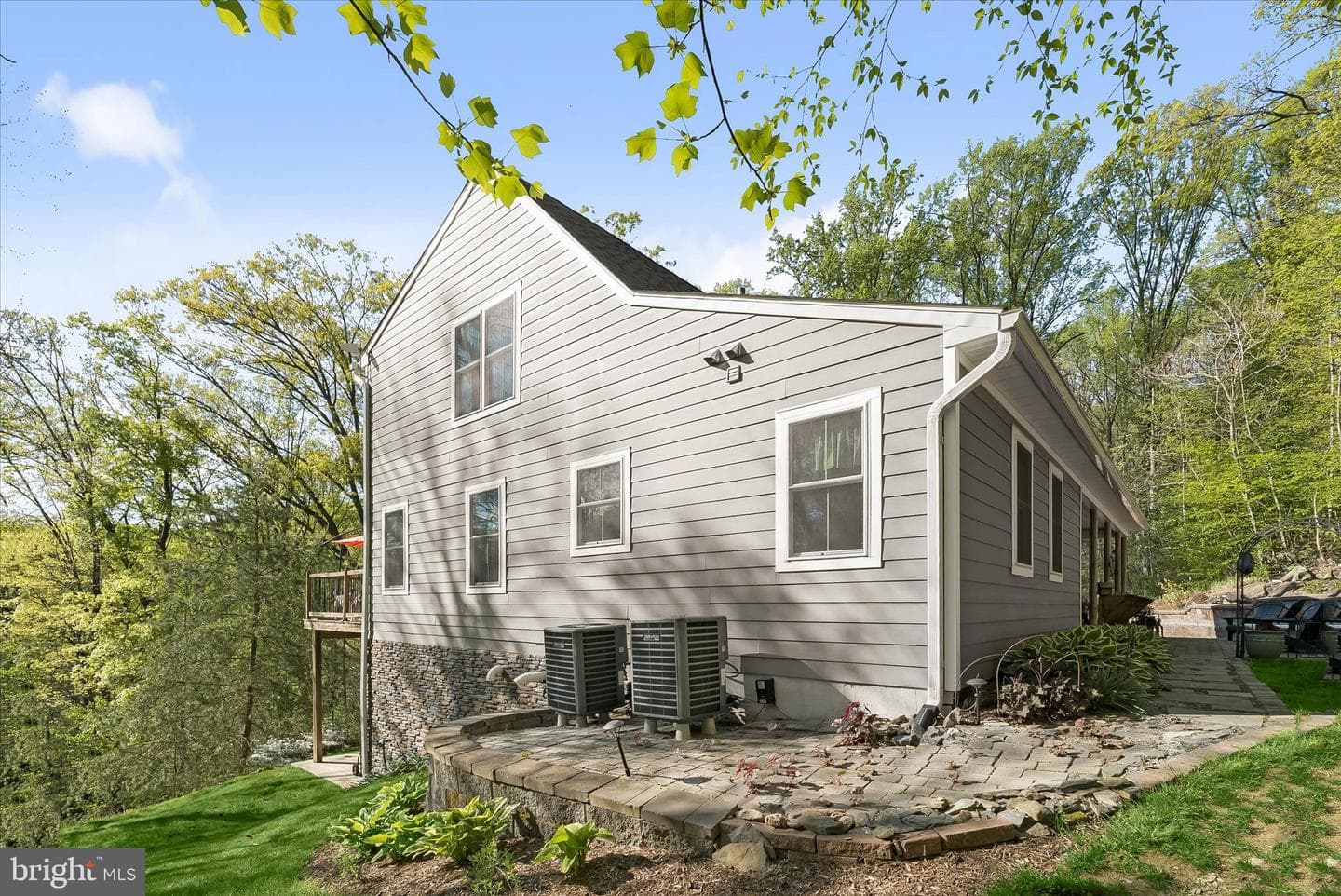 4623 Fishers Hollow photo 6