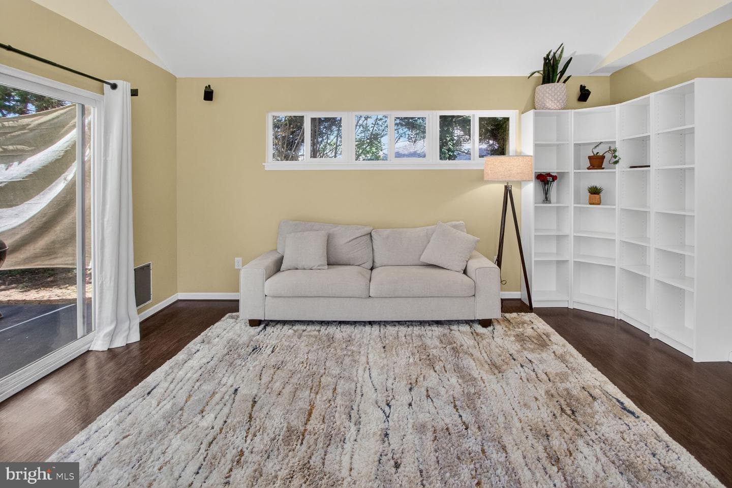 613 Charles Street photo 15