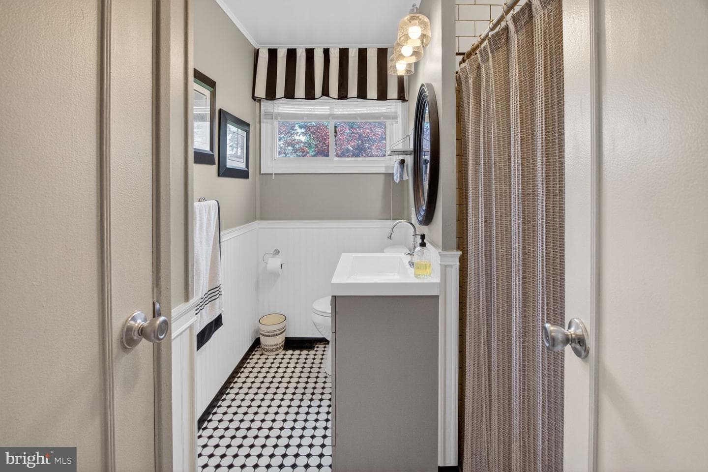 613 Charles Street photo 20