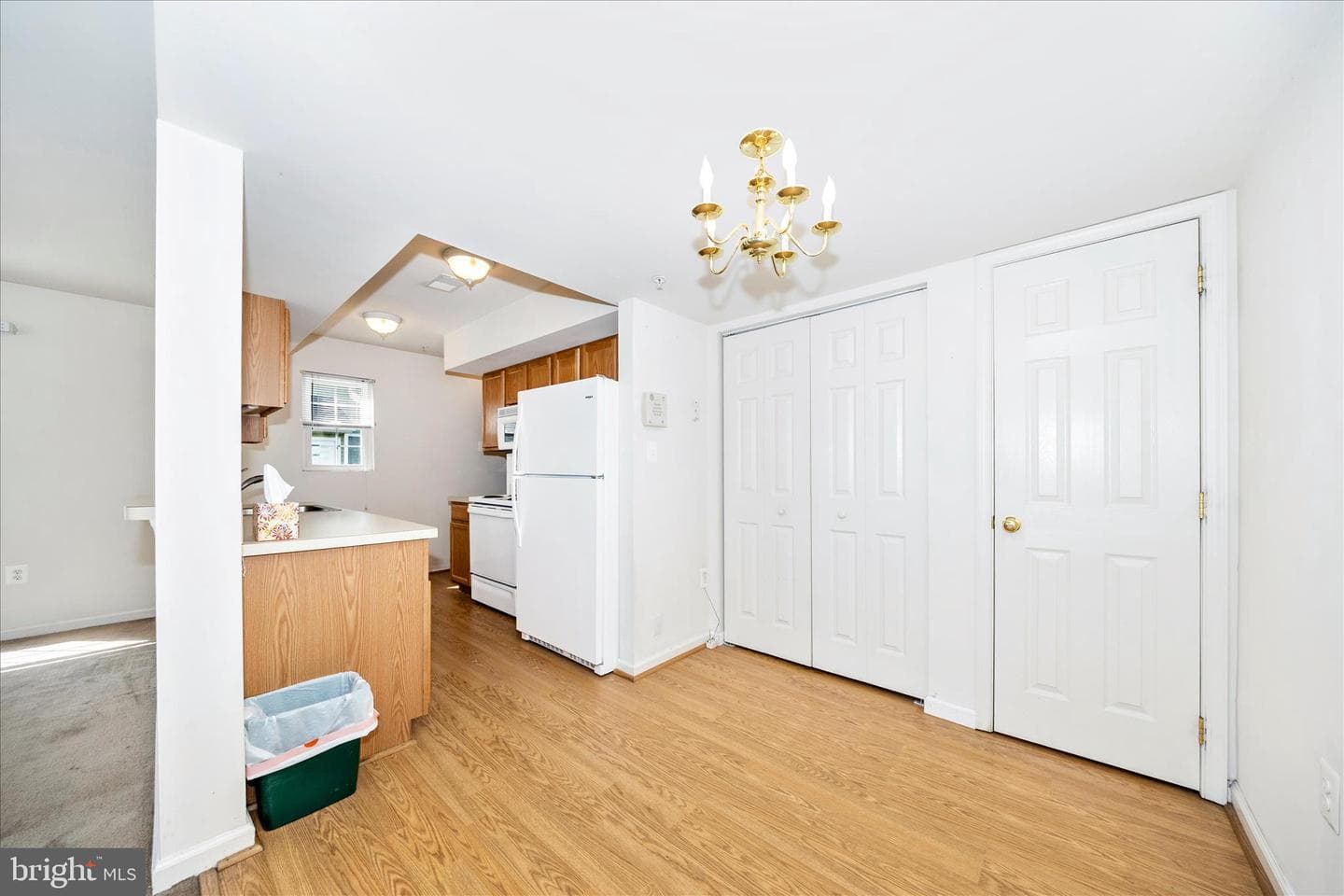 126 N Altamont Avenue photo 8