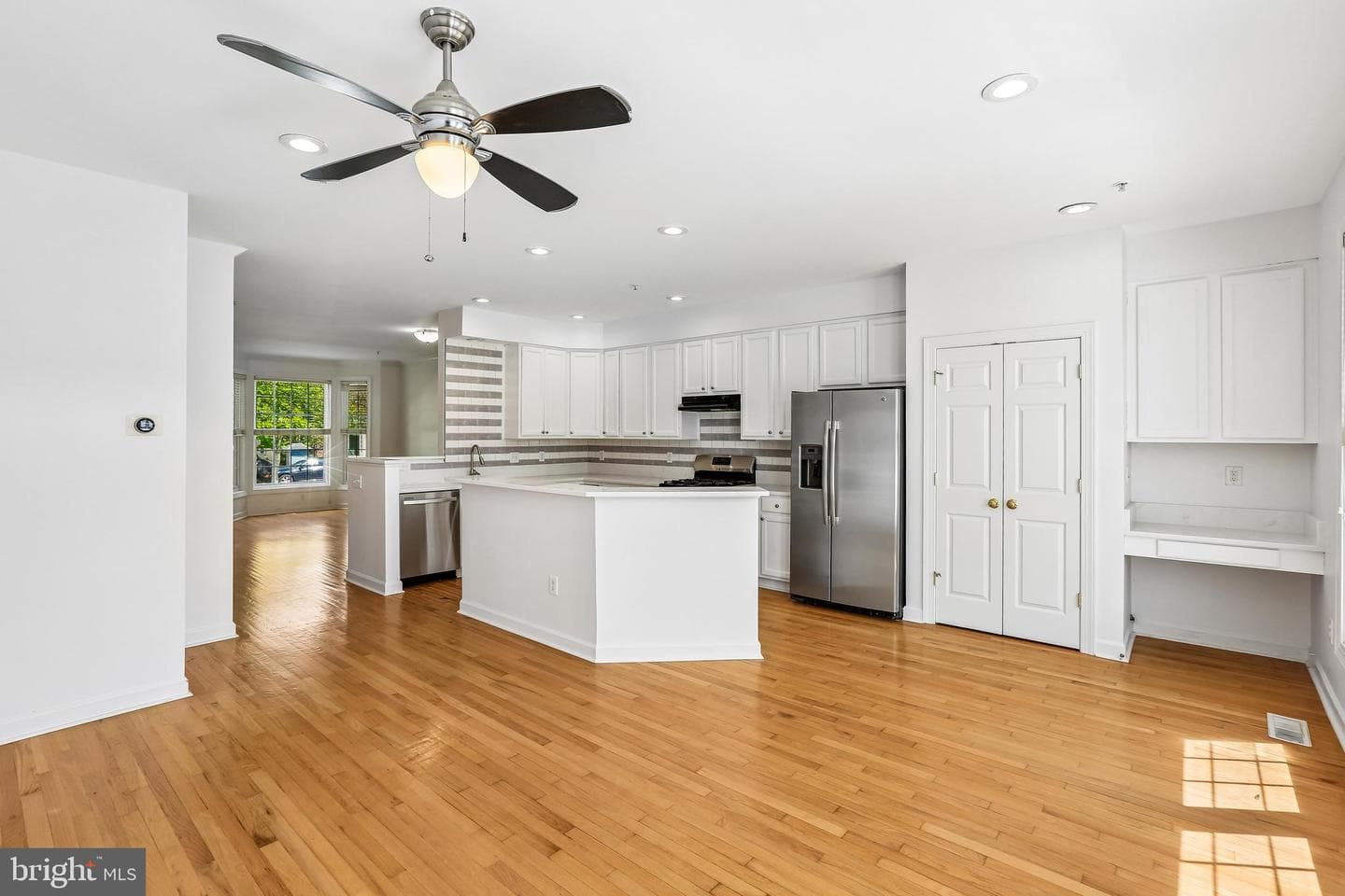 3645 Islington Street photo 4