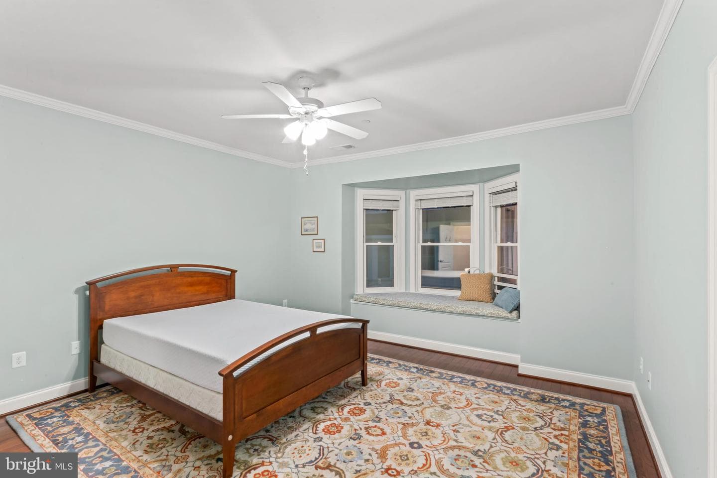 24 Maxwell Square photo 11