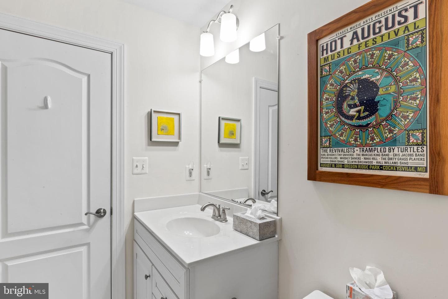 24 Maxwell Square photo 46
