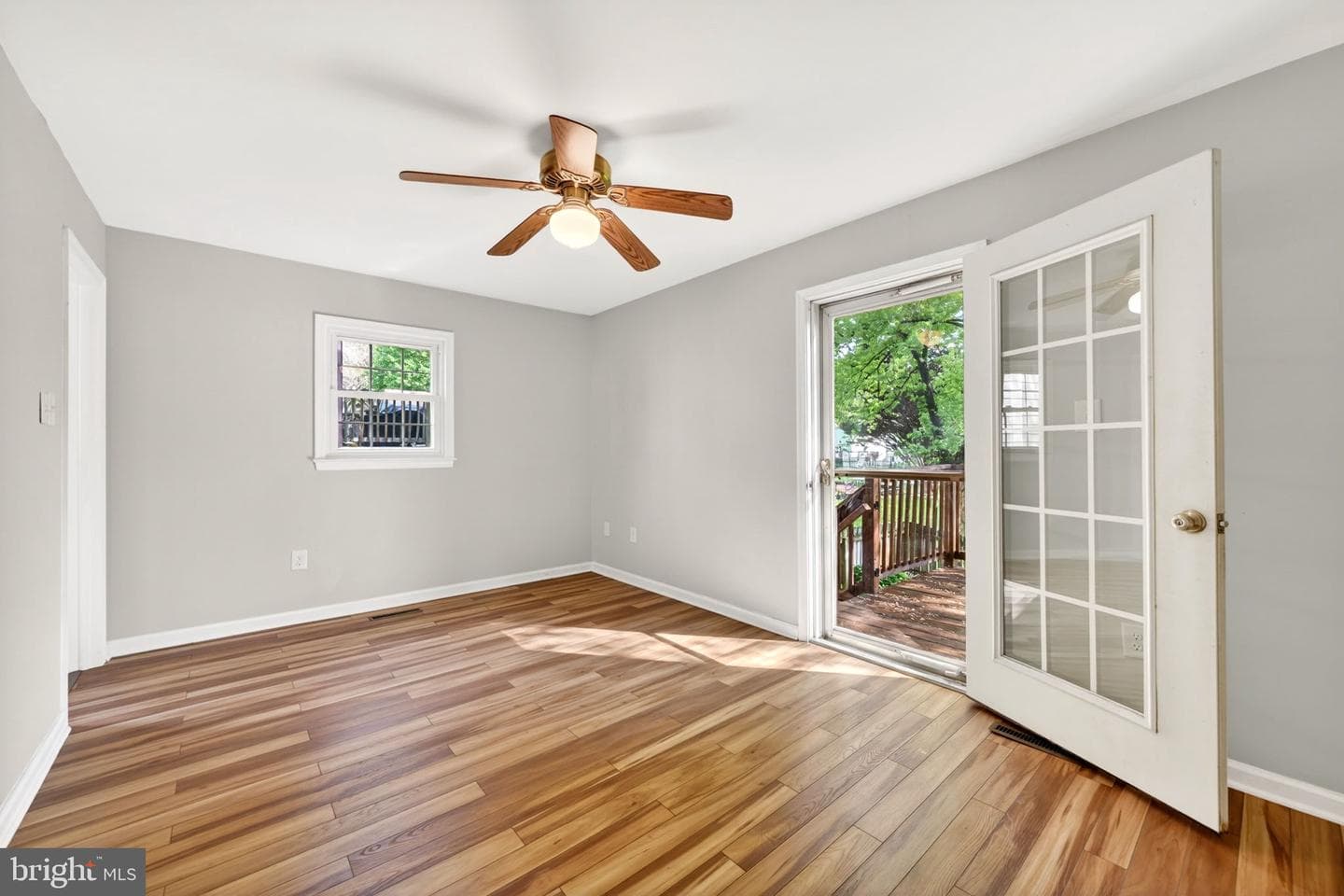 10743 Lake Edge Court photo 16