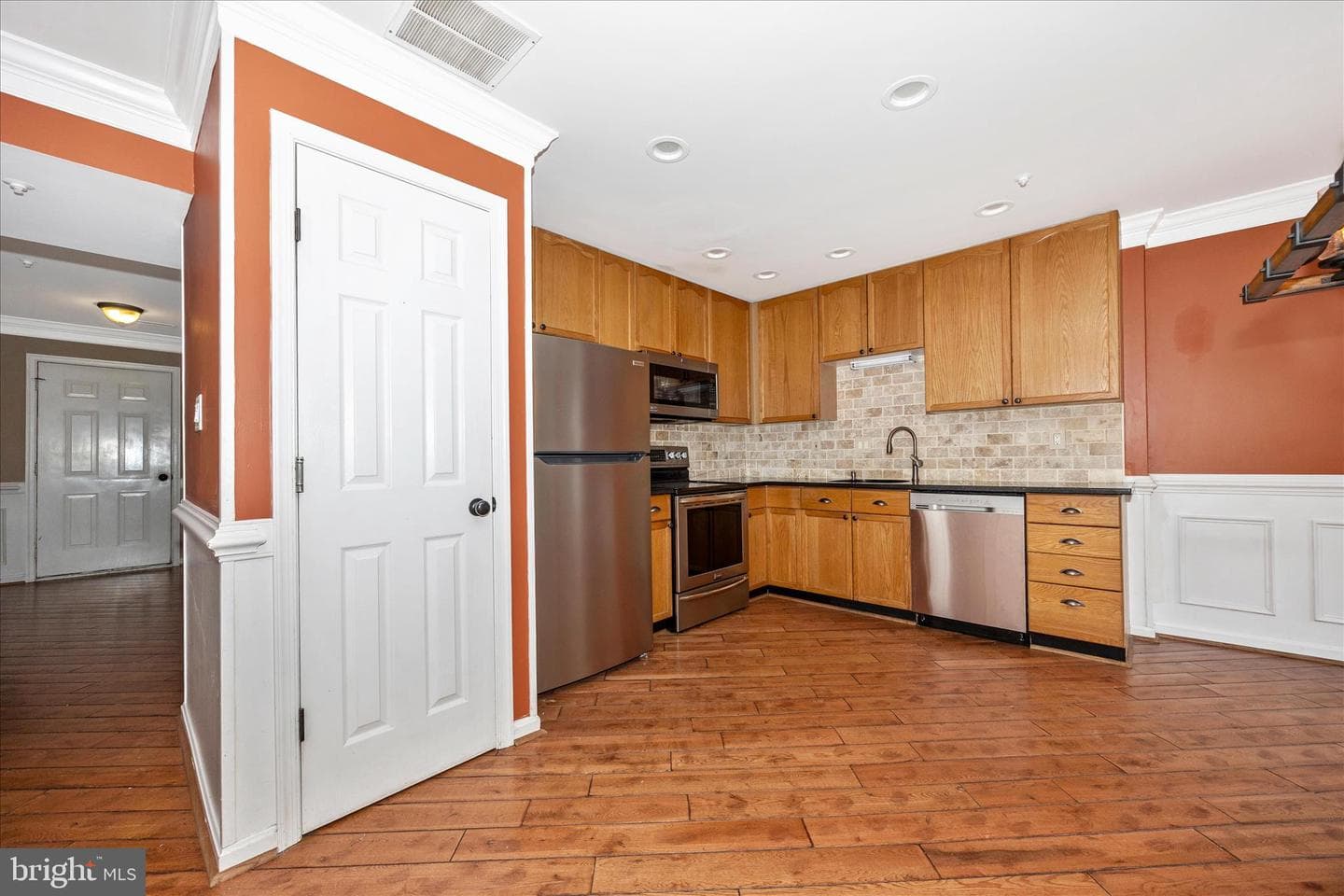 211 Moser Circle photo 15