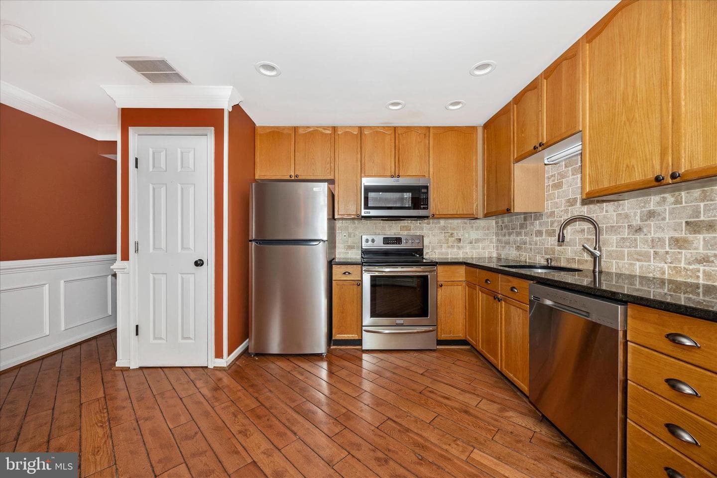 211 Moser Circle photo 18
