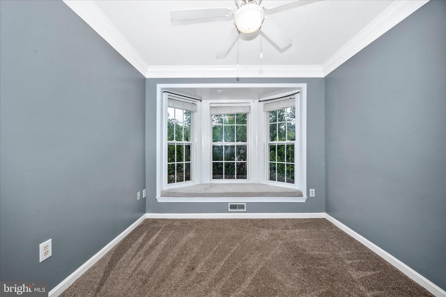 211 Moser Circle photo 31