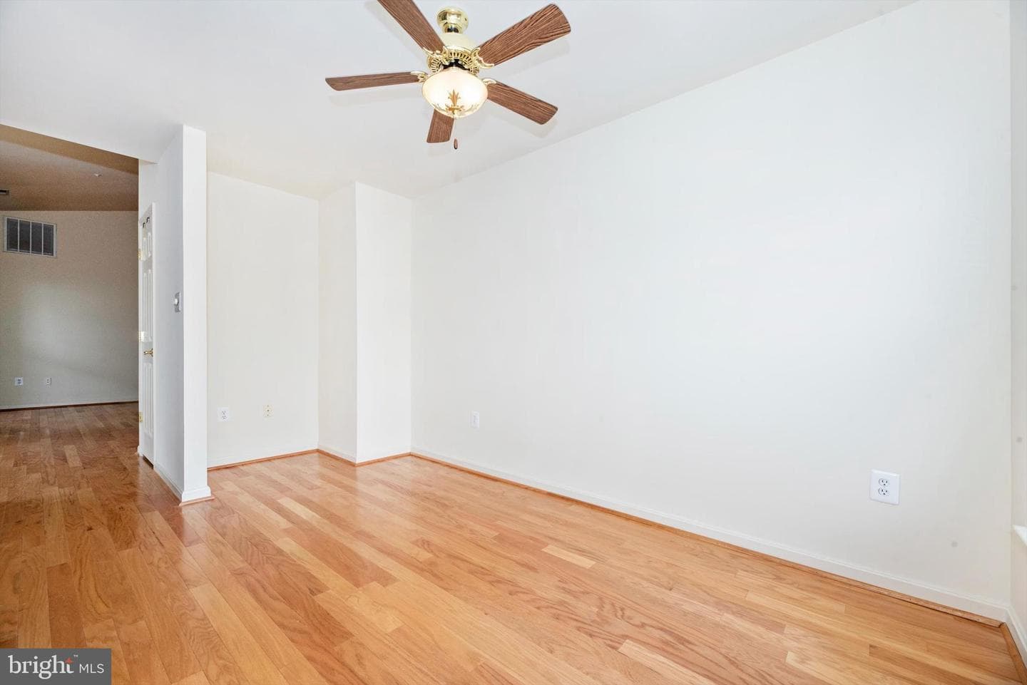 2506 Coach House Way #3b photo 20