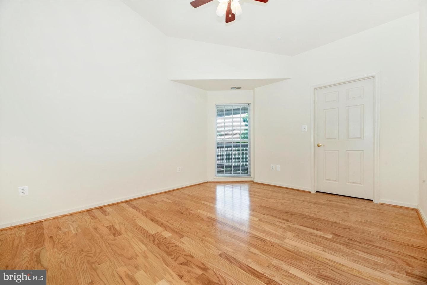2506 Coach House Way #3b photo 22